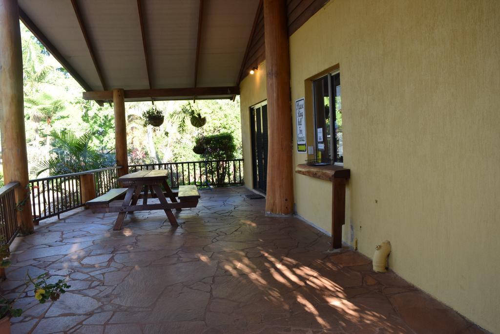 Atherton Holiday Park Esterno foto