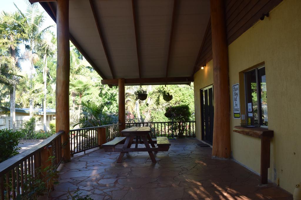 Atherton Holiday Park Esterno foto